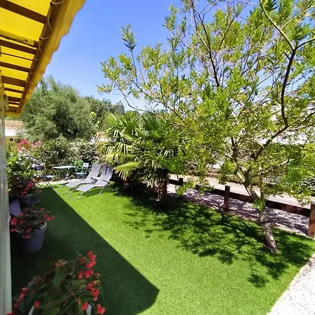 Holiday home Maison De Avec Piscine Chauffee Dans La Les Jardins St Pierre Oleron *